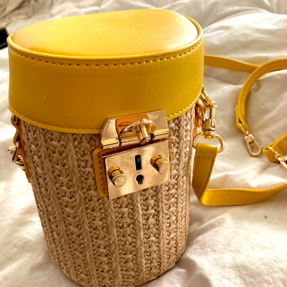 JustFab Yellow Straw-Textured Bucket Crossbody